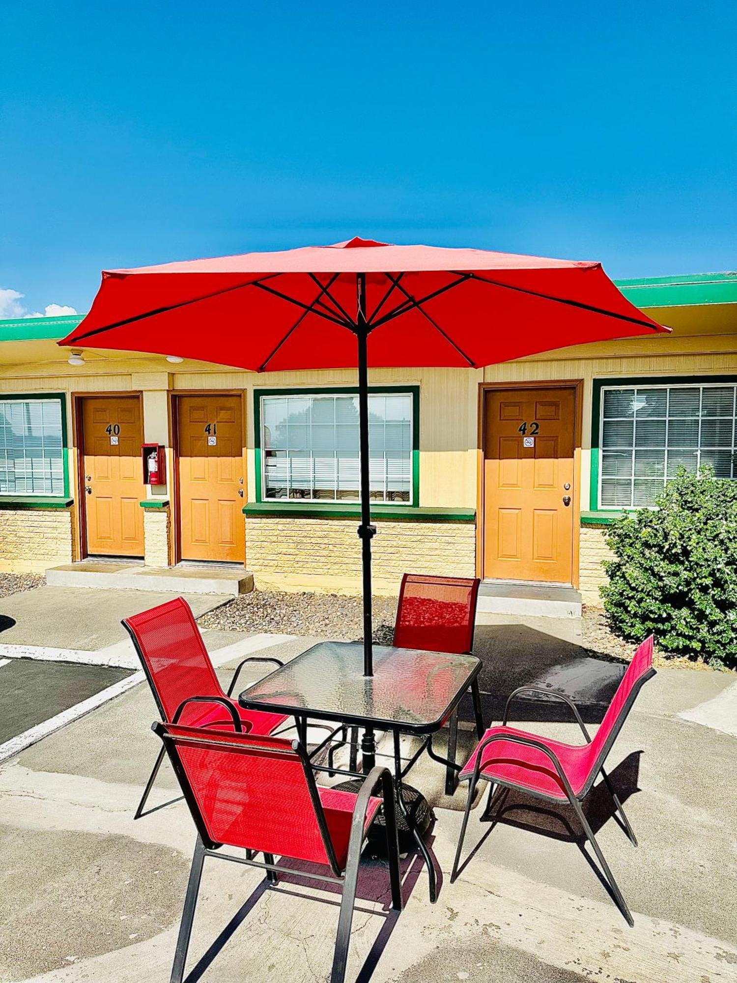 Sage N Sand Motel Moses Lake Exterior photo